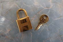 Load image into Gallery viewer, HERMES PICOTIN LOCK MM Clemence leather Etoupe gray Y Engraving Hand bag 700120034
