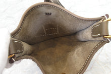 将图片加载到图库查看器，HERMES  EVELYNE TPM Clemence leather Etoupe gray U刻印 Shoulder bag 700060087
