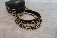 画像をギャラリービューアに読み込む, CHANEL/シャネル マトラッセラウンドチェーンショルダーバッグ ラムスキン ブラック/ゴールド金具 ショルダーバッグ 800030184
