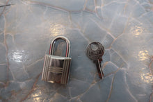 Load image into Gallery viewer, HERMES PICOTIN LOCK PM Clemence leather Rose extreme A Engraving Hand bag 700090133
