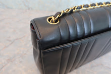 画像をギャラリービューアに読み込む, CHANEL/シャネル マドモアゼルチェーンショルダーバッグ ラムスキン ブラック/ゴールド金具 ショルダーバッグ 800040014
