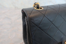 Load image into Gallery viewer, CHANEL Mini Matelasse single flap chain shoulder bag Lambskin Black/Gold hadware Shoulder bag 800020110
