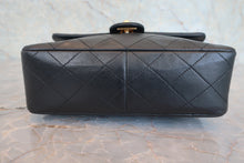 Load image into Gallery viewer, CHANEL Mini Matelasse single flap chain shoulder bag Lambskin Black/Gold hadware Shoulder bag 800020110
