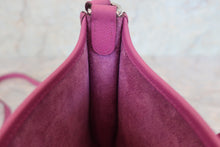 Load image into Gallery viewer, HERMES EVELYNE TPM Epsom leather Cyclamen □I Engraving Shoulder bag 600040070
