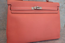 将图片加载到图库查看器，HERMES KELLY 35 Clemence leather Crevette □Q刻印 Shoulder bag 600090190
