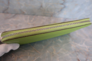 HERMES Azapp Long Silkin Epsom leather/Silk Kiwi □N Engraving Wallet 500110134