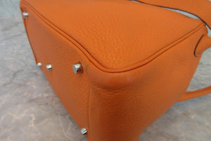 HERMES／エルメス リンディ30 トリヨンクレマンス オレンジ □M刻印 ショルダーバッグ 700030049