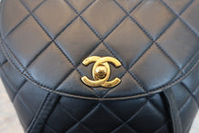 將圖片載入圖庫檢視器 CHANEL/シャネル マトラッセチェーンリュック ラムスキン ネイビー/ゴールド金具 リュック 800030113
