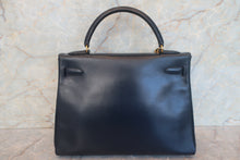 将图片加载到图库查看器，HERMES KELLY 32 Box carf leather Navy ○W刻印 Shoulder bag 700100146
