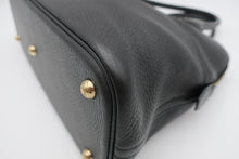 Load image into Gallery viewer, HERMES BOLIDE 31 Clemence leather Black A Engraving Shoulder bag 800090152
