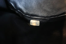 將圖片載入圖庫檢視器 CHANEL/シャネル マトラッセチェーンリュック ラムスキン ネイビー/ゴールド金具 リュック 800030113
