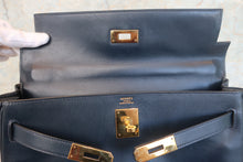 将图片加载到图库查看器，HERMES KELLY 32 Box carf leather Navy ○W刻印 Shoulder bag 700100146
