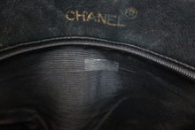 Load image into Gallery viewer, CHANEL Matelasse chain shoulder bag Lambskin Black/Gold hadware Shoulder bag 600070031
