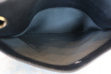 画像をギャラリービューアに読み込む, CHANEL/シャネル トリプルココマークチェーンショルダーバッグ キャビアスキン ブラック/ゴールド金具 ショルダーバッグ 800030125
