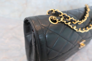 CHANEL Matelasse Paris Limited double flap chain shoulder bag Lambskin Black/Gold hadware Shoulder bag 600070044