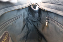 画像をギャラリービューアに読み込む, CHANEL/シャネル トリプルココマークチェーンショルダーバッグ キャビアスキン ブラック/ゴールド金具 ショルダーバッグ 800030125
