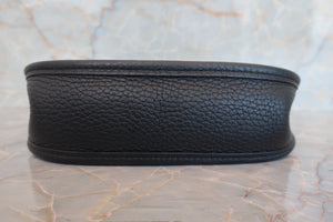 HERMES／エルメス エブリンTPM トリヨンクレマンス ブラック C刻印 ショルダーバッグ 700040155