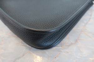 HERMES／エルメス エブリンTPM トリヨンクレマンス ブラック C刻印 ショルダーバッグ 700040155