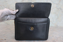 画像をギャラリービューアに読み込む, CHANEL/シャネル ココマークチェーンショルダーバッグ キャビアスキン ブラック/ゴールド金具 ショルダーバッグ 800040007
