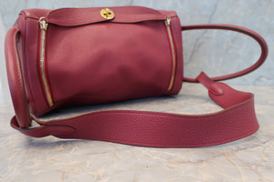HERMES／エルメス リンディ34 トリヨンクレマンス ルビー □O刻印 ショルダーバッグ 700070016