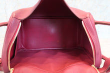 將圖片載入圖庫檢視器 HERMES／エルメス リンディ34 トリヨンクレマンス ルビー □O刻印 ショルダーバッグ 700070016
