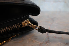 画像をギャラリービューアに読み込む, CHANEL/シャネル ココマークチェーンショルダーバッグ キャビアスキン ブラック/ゴールド金具 ショルダーバッグ 800030168
