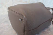将图片加载到图库查看器，HERMES PICOTIN LOCK PM Clemence leather Etain □O刻印 Hand bag 700100166
