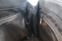 画像をギャラリービューアに読み込む, CHANEL/シャネル ココマークチェーンショルダーバッグ キャビアスキン ブラック/ゴールド金具 ショルダーバッグ 800030168
