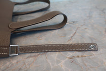 Load image into Gallery viewer, HERMES PICOTIN LOCK MM Clemence leather Etoupe gray □O Engraving Hand bag 800070022
