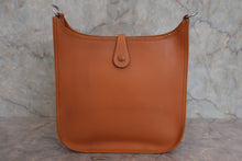 画像をギャラリービューアに読み込む, HERMES／エルメス エブリン1PM ボックスカーフ ナチュラル □D刻印 ショルダーバッグ 800030185
