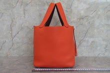 將圖片載入圖庫檢視器 HERMES／エルメス ピコタンロックエクラＭＭ トリヨンクレマンス/ヴォースイフト オレンジポピー/ボルドー A刻印 ハンドバッグ 700060090
