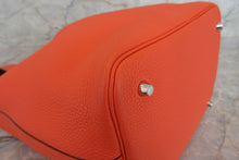 將圖片載入圖庫檢視器 HERMES／エルメス ピコタンロックエクラＭＭ トリヨンクレマンス/ヴォースイフト オレンジポピー/ボルドー A刻印 ハンドバッグ 700060090
