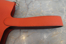 將圖片載入圖庫檢視器 HERMES／エルメス ピコタンロックエクラＭＭ トリヨンクレマンス/ヴォースイフト オレンジポピー/ボルドー A刻印 ハンドバッグ 700060090
