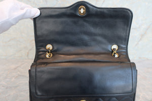 CHANEL Matelasse Paris Limited double flap chain shoulder bag Lambskin Black/Gold hadware Shoulder bag 600050240