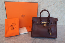 Load image into Gallery viewer, HERMES BIRKIN 25 Graine leather Brown □K Engraving Hand bag 800010041
