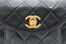 Load image into Gallery viewer, CHANEL Mini Matelasse Chain shoulder bag Lambskin Black/Gold hardware Shoulder bag 800090204
