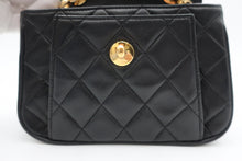 Load image into Gallery viewer, CHANEL Mini Matelasse Chain shoulder bag Lambskin Black/Gold hardware Shoulder bag 800090204
