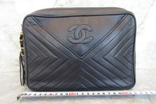 画像をギャラリービューアに読み込む, CHANEL/シャネル ココマークフリンジチェーンショルダーバッグ ラムスキン ネイビー/ゴールド金具 ショルダーバッグ 700060184
