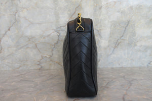 CHANEL/シャネル ココマークフリンジチェーンショルダーバッグ ラムスキン ネイビー/ゴールド金具 ショルダーバッグ 700060184