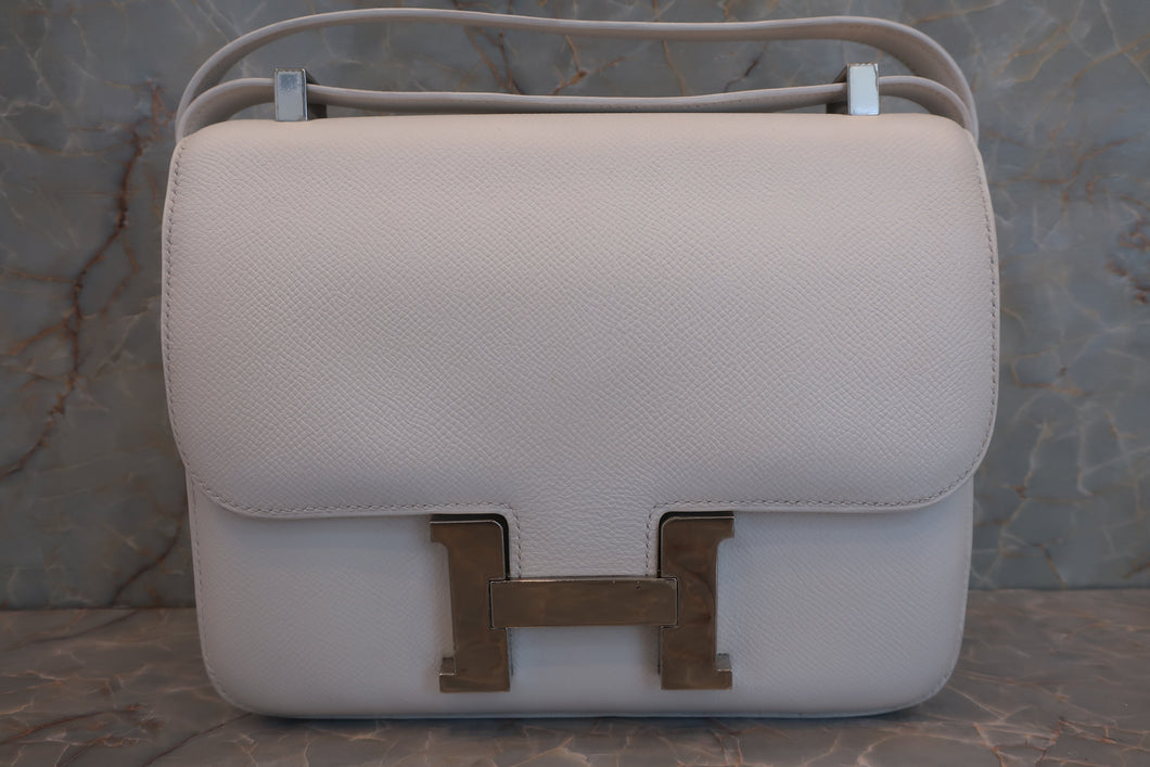 HERMES CONSTANCE3 24 Epsom leather White □R刻印 Shoulder bag 600090150