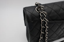 画像をギャラリービューアに読み込む, CHANEL/シャネル マトラッセＷフラップＷチェーンショルダーバッグ キャビアスキン ブラック/シルバー金具 ショルダーバッグ 800100023
