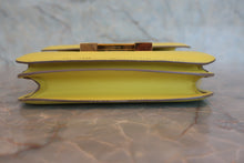 将图片加载到图库查看器，HERMES CONSTANCE3 MINI Epsom leather Lime D刻印 Shoulder bag 800080079

