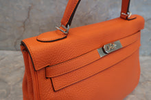 将图片加载到图库查看器，HERMES KELLY 32 Clemence leather Feu □R刻印 Shoulder bag 600080123
