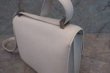 将图片加载到图库查看器，HERMES CONSTANCE3 24 Epsom leather White □R刻印 Shoulder bag 600090150
