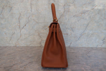 画像をギャラリービューアに読み込む, HERMES／エルメス ケリー28 トゴ ゴールド □E刻印 ショルダーバッグ 800010025
