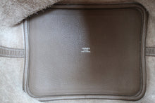 将图片加载到图库查看器，HERMES PICOTIN LOCK MM Clemence leather Etoupe gray D刻印 Hand bag 800030084

