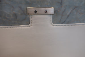 HERMES CONSTANCE3 24 Epsom leather White □R刻印 Shoulder bag 600090150