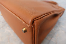 画像をギャラリービューアに読み込む, HERMES／エルメス ケリー28 トゴ ゴールド □E刻印 ショルダーバッグ 800010025

