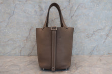 将图片加载到图库查看器，HERMES PICOTIN LOCK PM Clemence leather Etoupe gray □N刻印 Hand bag 600090203
