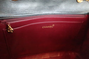 CHANEL Big Matelasse single flap chain shoulder bag Lambskin Black/Gold hadware Shoulder bag 600070042